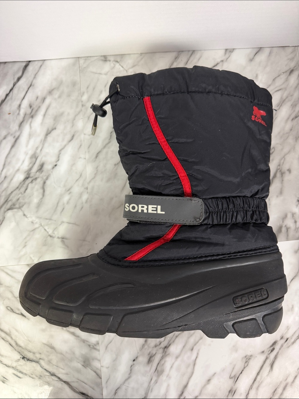 Sorel kids’ Flurry winter boots size 7 unisex